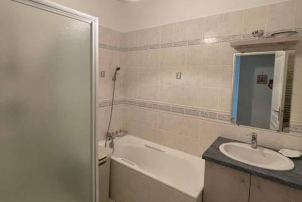 L'Evasion - Draps Compris, Climatisation, Parking Apartment Sarlat-la-Caneda Ngoại thất bức ảnh